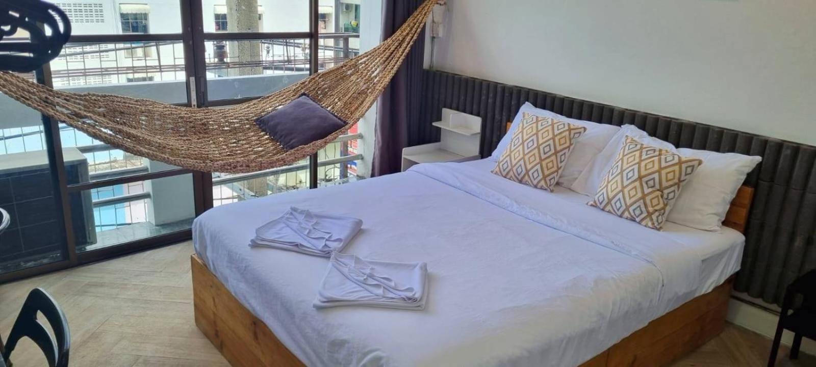 Haus Sathorn 11 Residence Bangkok Exterior foto